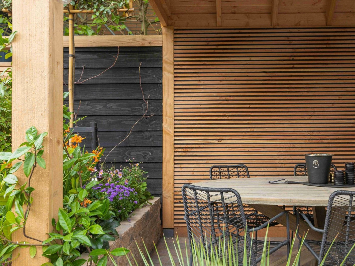 Douglas Rhombusprofielplank Triple 2.5 x 14 cm (25 x 140 mm) Zwart - Lengte 300 cm - Afbeelding 3